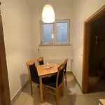 Appartement Private Souterrain In The Of Berlin