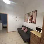Private Souterrain In The Of Berlin Appartement Birkenwerder