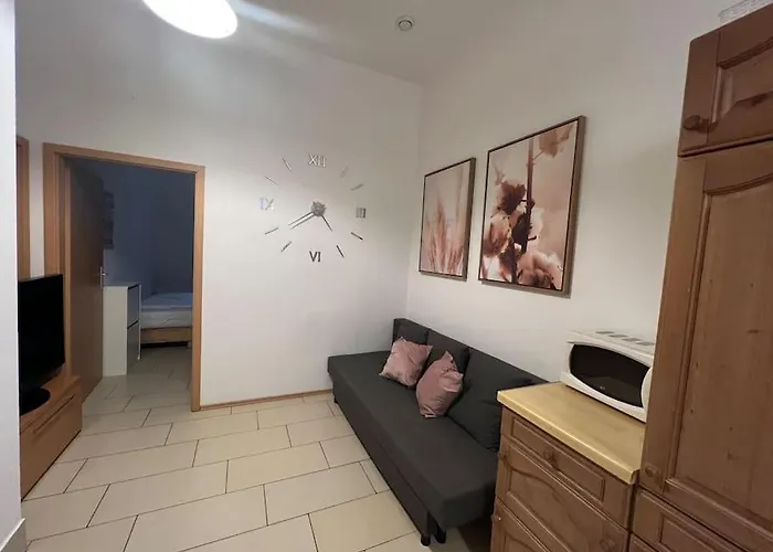 Private Souterrain In The Of Berlin Daire Birkenwerder